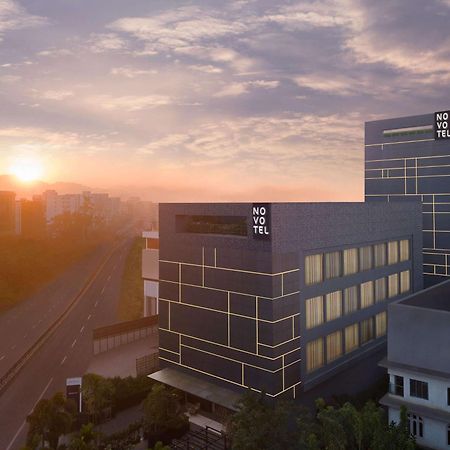 Novotel Guwahati Gs Road Eksteriør billede