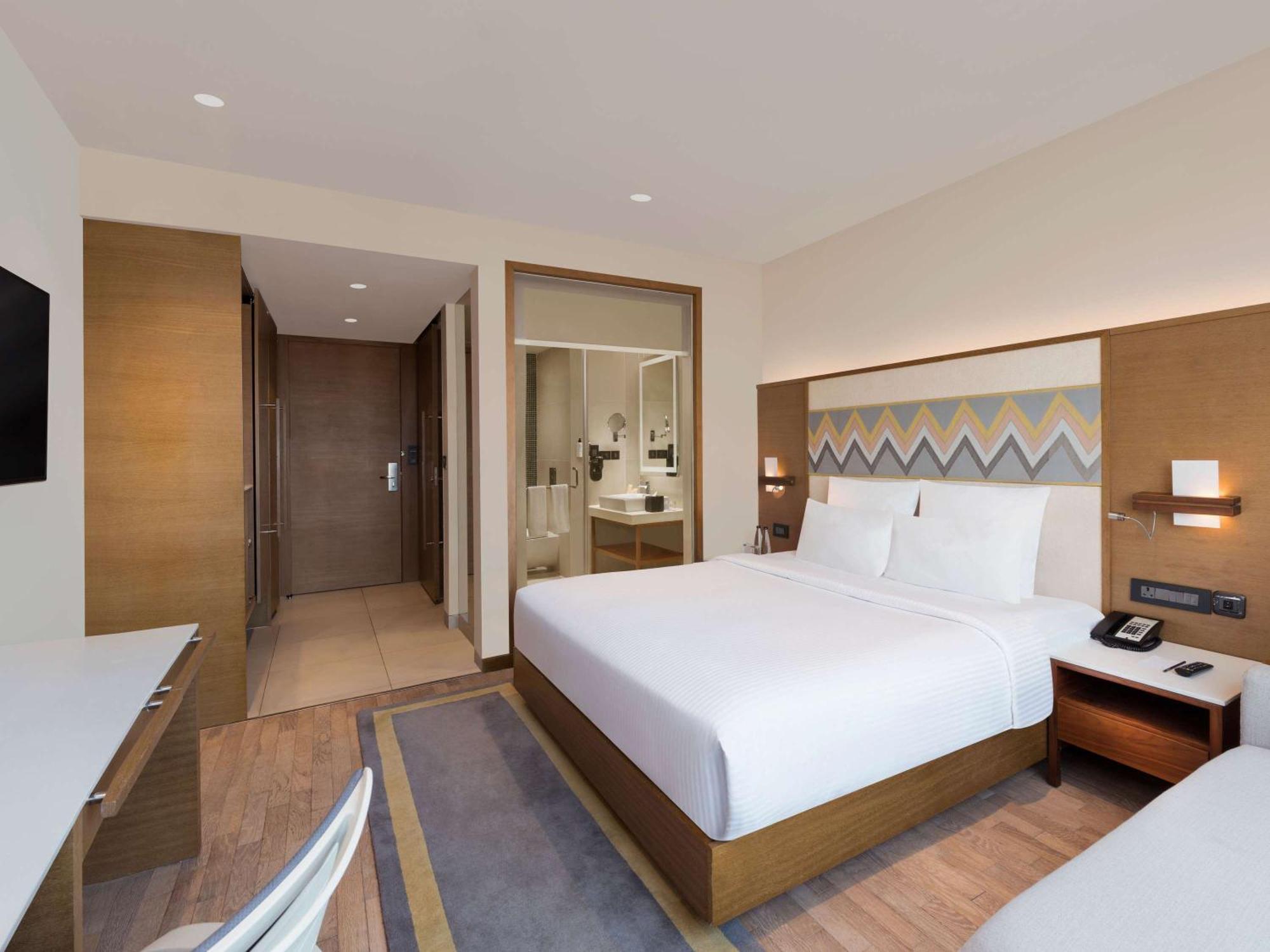 Novotel Guwahati Gs Road Eksteriør billede
