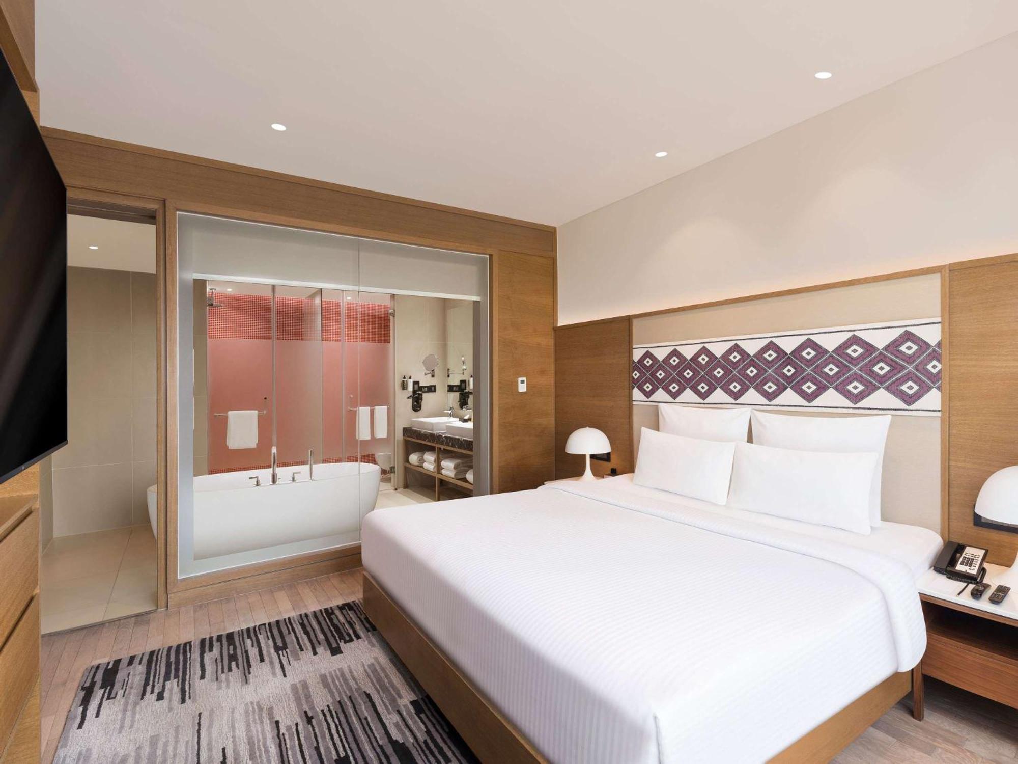 Novotel Guwahati Gs Road Eksteriør billede